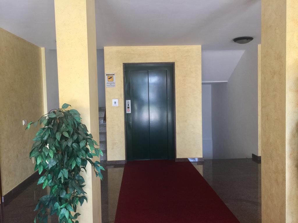 Bnbook Bilo Malpensa Gallarate Bagian luar foto
