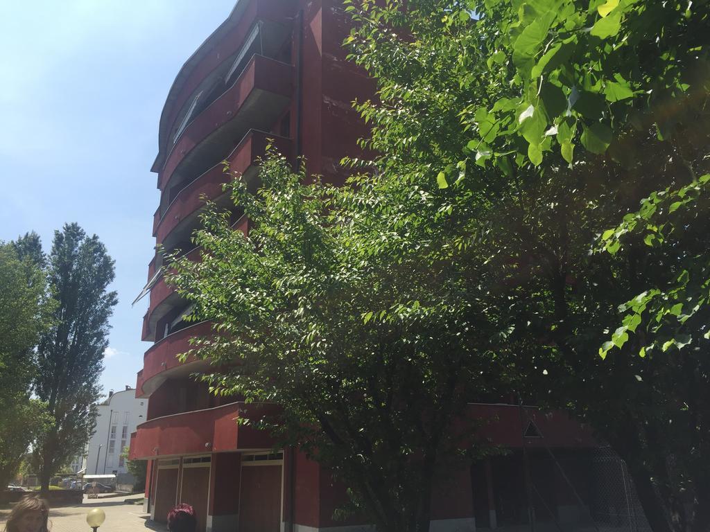 Bnbook Bilo Malpensa Gallarate Bagian luar foto